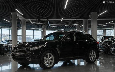 Infiniti FX II, 2013 год, 2 200 000 рублей, 1 фотография