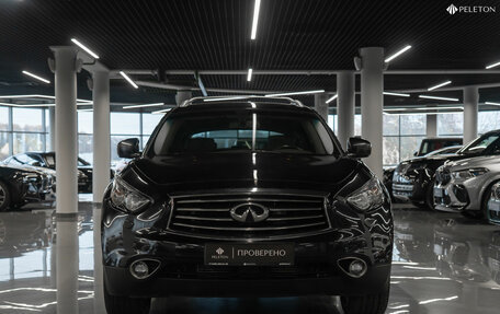 Infiniti FX II, 2013 год, 2 200 000 рублей, 3 фотография