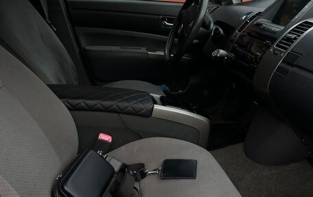 Toyota Prius, 2005 год, 590 990 рублей, 8 фотография