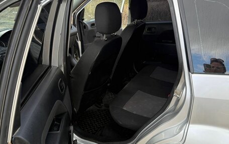 Ford Fiesta, 2004 год, 350 000 рублей, 16 фотография