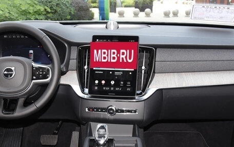 Volvo XC90 II рестайлинг, 2025 год, 9 995 000 рублей, 11 фотография