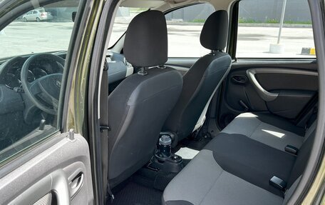 Renault Duster I рестайлинг, 2017 год, 1 400 000 рублей, 22 фотография