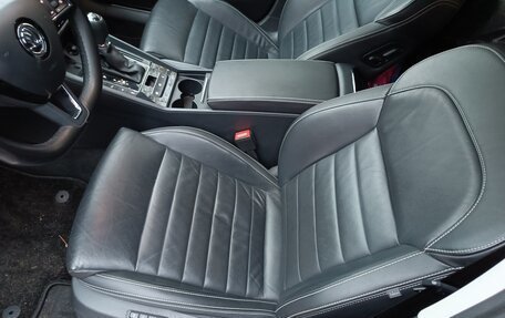 Skoda Superb III рестайлинг, 2020 год, 3 400 000 рублей, 10 фотография