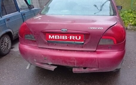 Ford Mondeo II, 1999 год, 60 000 рублей, 3 фотография