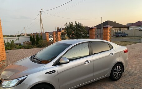 KIA Rio III рестайлинг, 2015 год, 1 300 000 рублей, 2 фотография