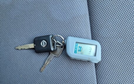 Nissan Tino, 1998 год, 300 000 рублей, 10 фотография