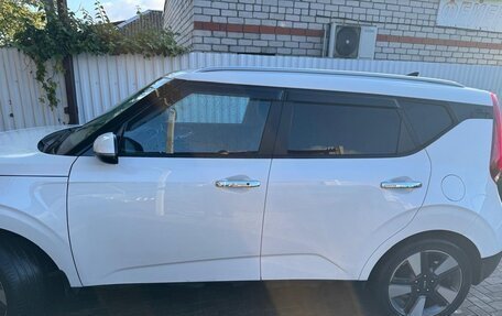 KIA Soul III, 2022 год, 2 200 000 рублей, 6 фотография