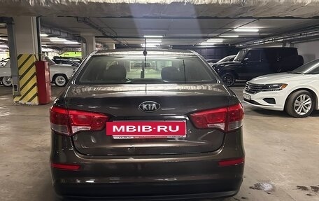 KIA Rio III рестайлинг, 2016 год, 856 300 рублей, 4 фотография