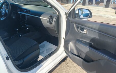 KIA Rio IV, 2019 год, 1 430 000 рублей, 18 фотография