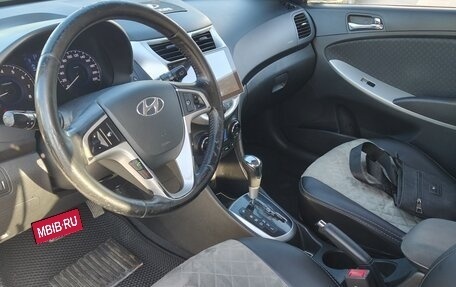 Hyundai Solaris II рестайлинг, 2012 год, 870 000 рублей, 5 фотография