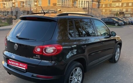 Volkswagen Tiguan I, 2010 год, 850 000 рублей, 4 фотография