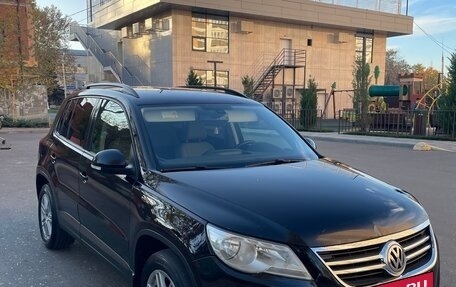 Volkswagen Tiguan I, 2010 год, 850 000 рублей, 3 фотография