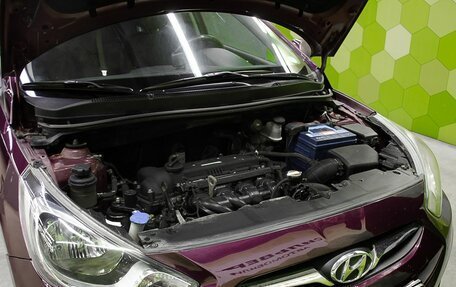 Hyundai Solaris II рестайлинг, 2012 год, 750 000 рублей, 20 фотография
