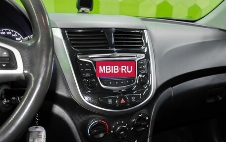 Hyundai Solaris II рестайлинг, 2012 год, 750 000 рублей, 16 фотография