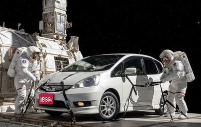 Honda Fit Shuttle I рестайлинг, 2012 год, 900 000 рублей, 1 фотография