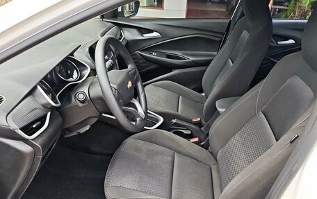 Chevrolet Cruze II, 2022 год, 1 170 000 рублей, 9 фотография
