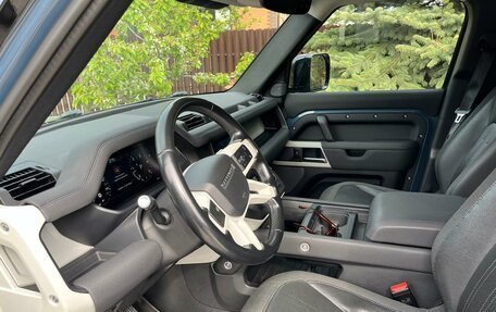 Land Rover Defender II, 2021 год, 4 950 000 рублей, 4 фотография