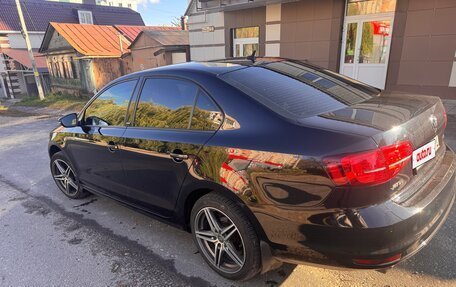 Volkswagen Jetta VI, 2016 год, 1 450 000 рублей, 2 фотография