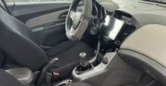 Chevrolet Cruze II, 2010 год, 650 000 рублей, 4 фотография