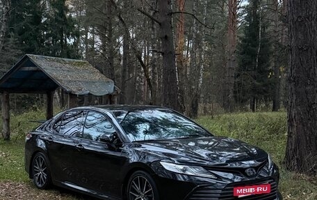 Toyota Camry, 2021 год, 3 300 000 рублей, 12 фотография