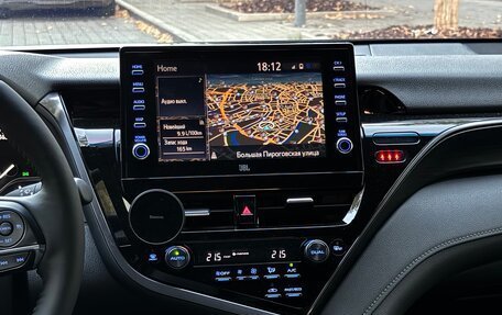 Toyota Camry, 2021 год, 3 300 000 рублей, 24 фотография