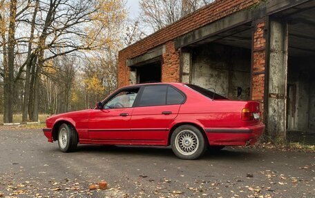 BMW 5 серия, 1989 год, 550 000 рублей, 11 фотография