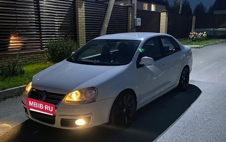 Volkswagen Jetta VI, 2010 год, 610 000 рублей, 13 фотография