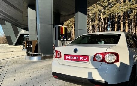 Volkswagen Jetta VI, 2010 год, 610 000 рублей, 10 фотография