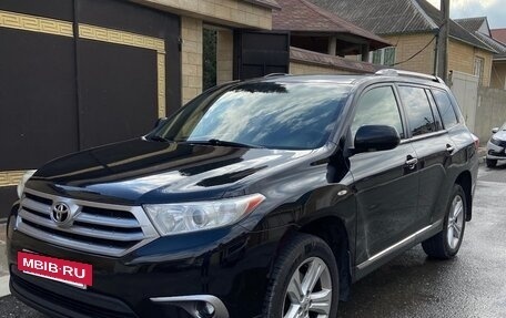 Toyota Highlander III, 2012 год, 1 900 000 рублей, 6 фотография