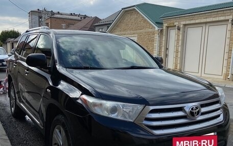 Toyota Highlander III, 2012 год, 1 900 000 рублей, 4 фотография