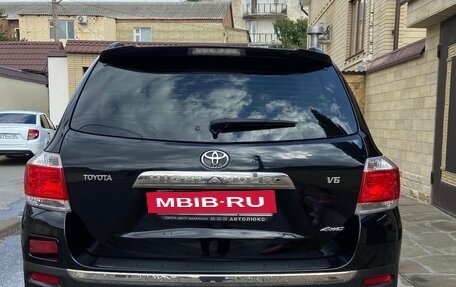 Toyota Highlander III, 2012 год, 1 900 000 рублей, 9 фотография