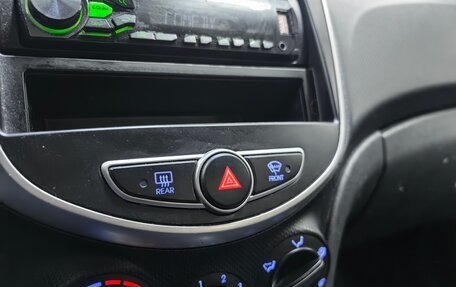 Hyundai Solaris II рестайлинг, 2013 год, 699 000 рублей, 14 фотография