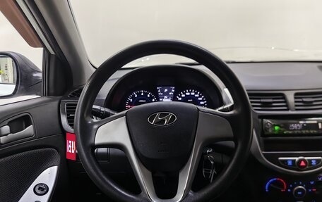 Hyundai Solaris II рестайлинг, 2013 год, 699 000 рублей, 10 фотография