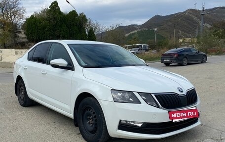 Skoda Octavia, 2018 год, 1 500 000 рублей, 2 фотография