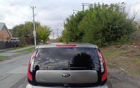 KIA Soul II рестайлинг, 2016 год, 1 400 000 рублей, 10 фотография