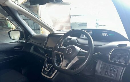 Nissan Serena IV, 2019 год, 2 100 000 рублей, 25 фотография