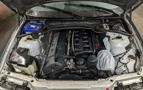 BMW 3 серия, 2003 год, 580 000 рублей, 10 фотография