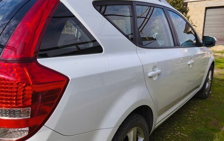 KIA cee'd I рестайлинг, 2011 год, 900 000 рублей, 5 фотография