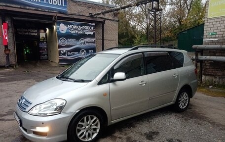 Toyota Ipsum II, 2001 год, 777 777 рублей, 2 фотография