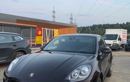 Porsche Macan I рестайлинг, 2017 год, 5 000 000 рублей, 3 фотография