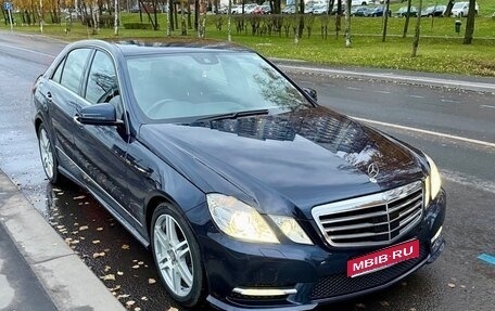 Mercedes-Benz E-Класс, 2012 год, 1 850 000 рублей, 1 фотография