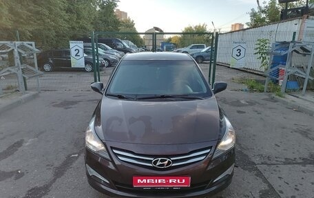 Hyundai Solaris II рестайлинг, 2014 год, 850 000 рублей, 1 фотография
