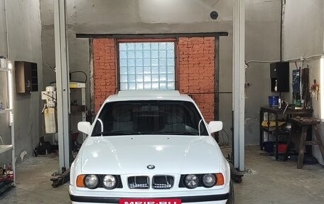 BMW 5 серия, 1991 год, 400 000 рублей, 2 фотография