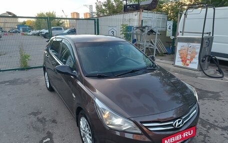 Hyundai Solaris II рестайлинг, 2014 год, 850 000 рублей, 4 фотография