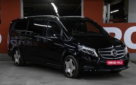 Mercedes-Benz V-Класс, 2015 год, 4 398 000 рублей, 3 фотография