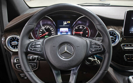 Mercedes-Benz V-Класс, 2015 год, 4 398 000 рублей, 18 фотография