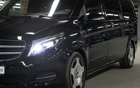 Mercedes-Benz V-Класс, 2015 год, 4 398 000 рублей, 29 фотография