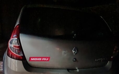 Renault Sandero I, 2012 год, 570 000 рублей, 1 фотография