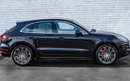 Porsche Macan I рестайлинг, 2017 год, 3 999 900 рублей, 2 фотография