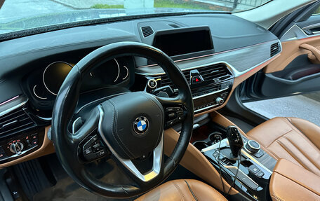 BMW 5 серия, 2018 год, 2 800 000 рублей, 11 фотография